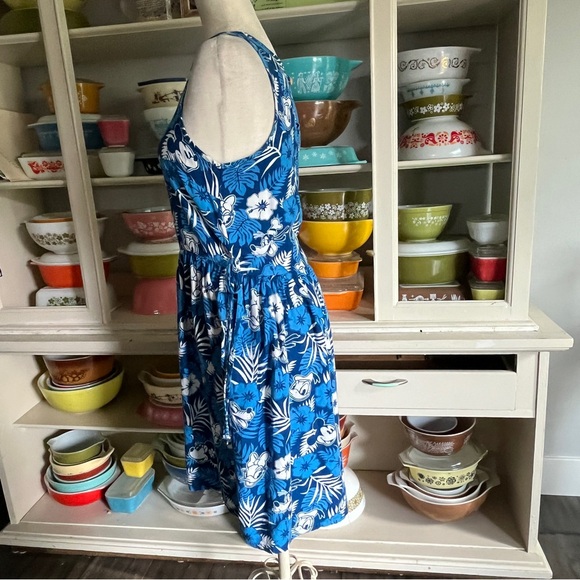 Disney Hawaii Aloha Dress - Size Small - Picture 8 of 16